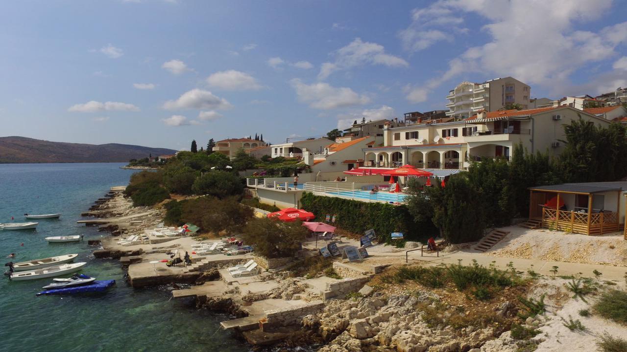 Apartments Villa Marija Seget Vranjica Esterno foto