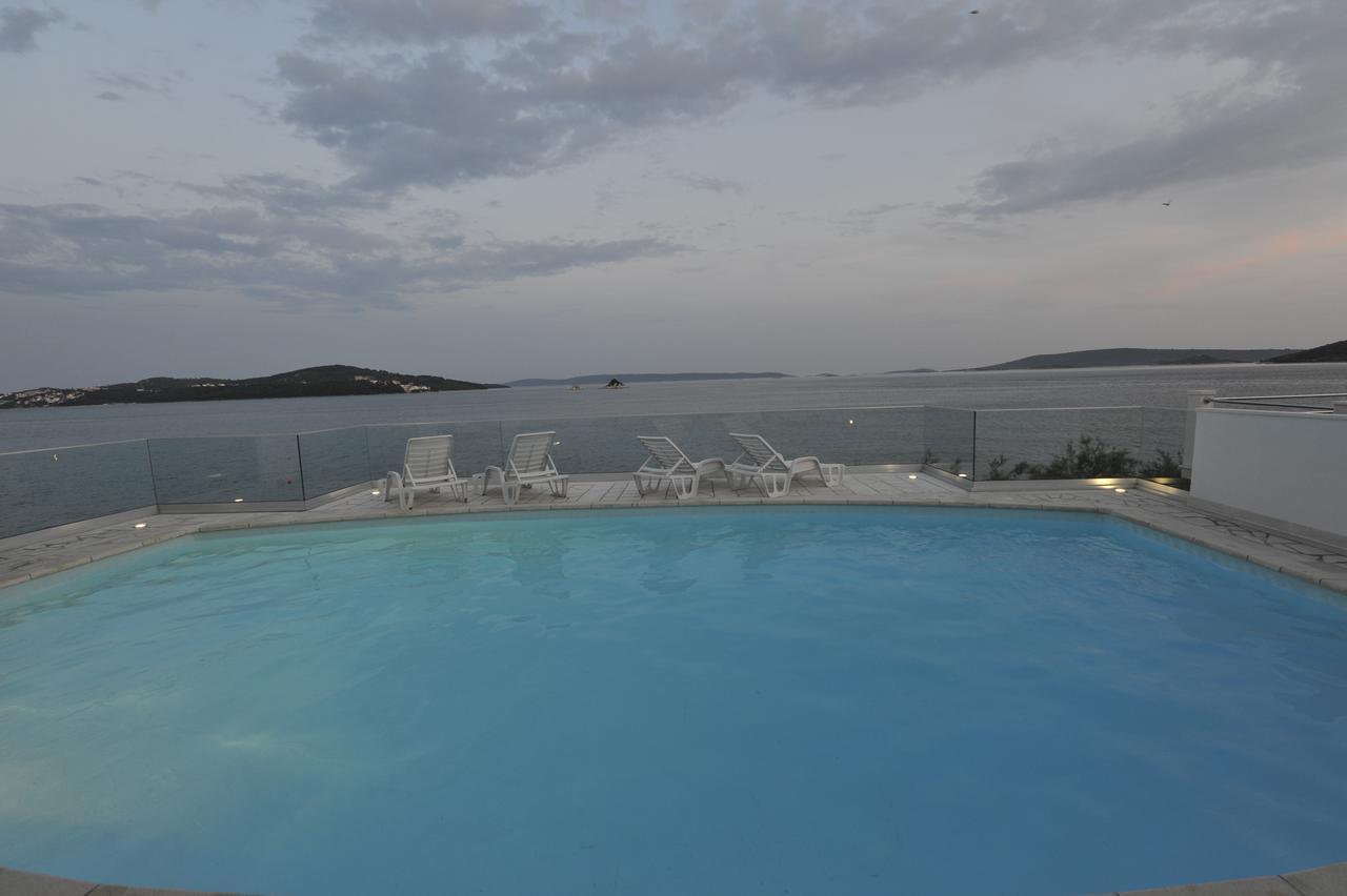 Apartments Villa Marija Seget Vranjica Esterno foto