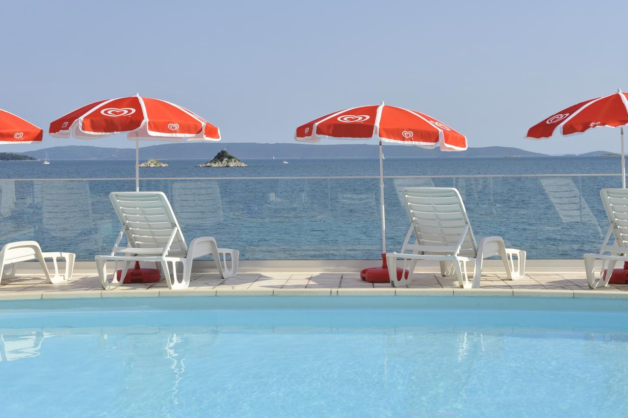 Apartments Villa Marija Seget Vranjica Esterno foto
