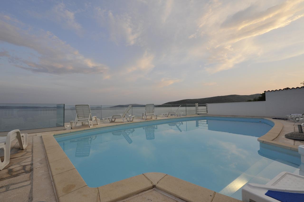 Apartments Villa Marija Seget Vranjica Esterno foto